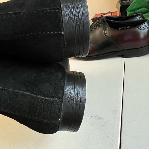 ASOS Chelsea suede boot - Picture 4 of 4